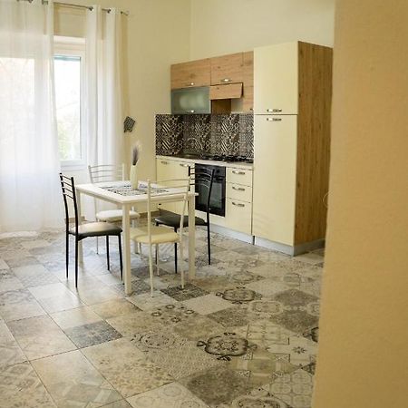 Janas Apartment Porto Torres Exterior foto